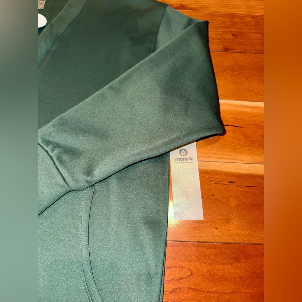 NWT Mono B Forest Green Button Down Cardigan - Picture 2 of 10